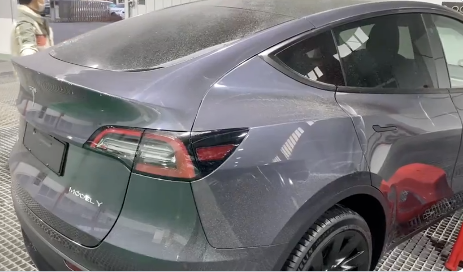 First look at the Tesla Y model made in China