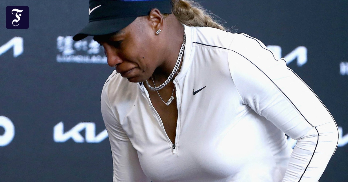 Serena Williams loses and goes crying