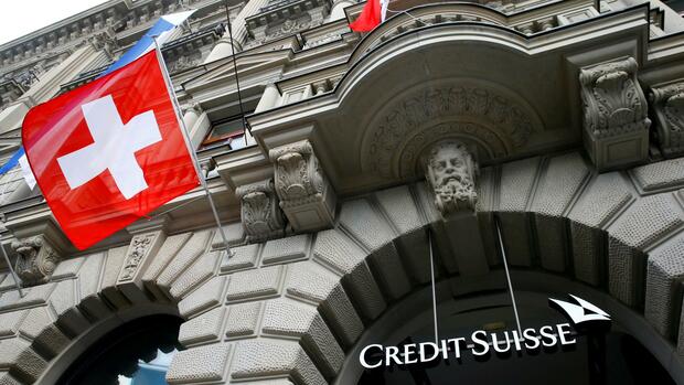 Credit Suisse suspends trading in the fund's controversial product
