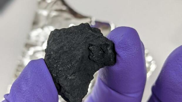 Rare fragments of a meteorite discovered in southwest England