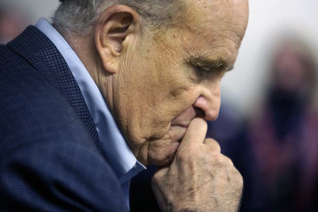 Rudy Giuliani, former Trump attorney: The FBI looted his New York City office.