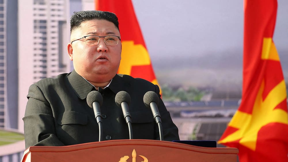Dictator Kim Jong Un bans skinny jeans and vocuhilas