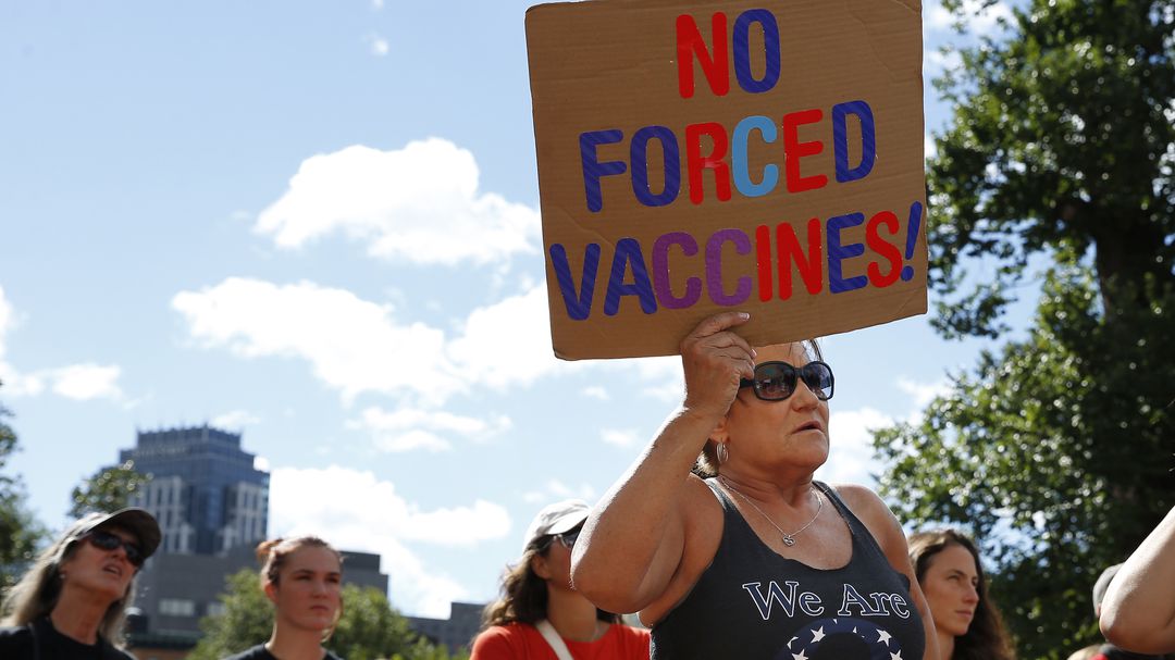 Vaccination opponents are putting herd immunity at risk in the United States - more and more vaccine expires