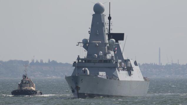 New details about the warship off the Crimea: secret papers found at a bus stop in Great Britain - Politics