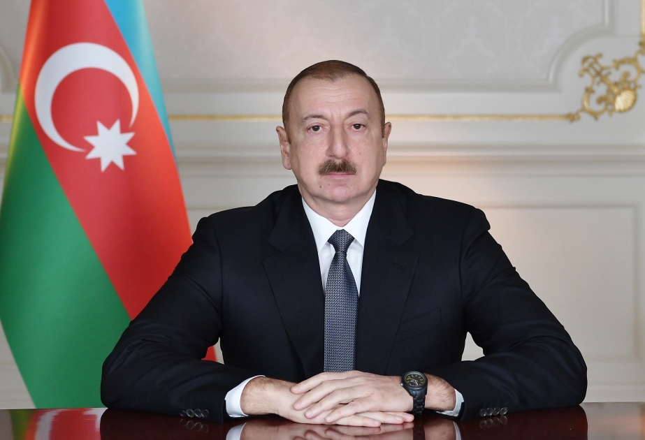 President Ilham Aliyev congratulates Queen Elizabeth II on her 95th birthday - AZERTAG