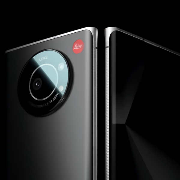 Leica Camera AG presents the Leitz Phone 1 exclusively in Japan