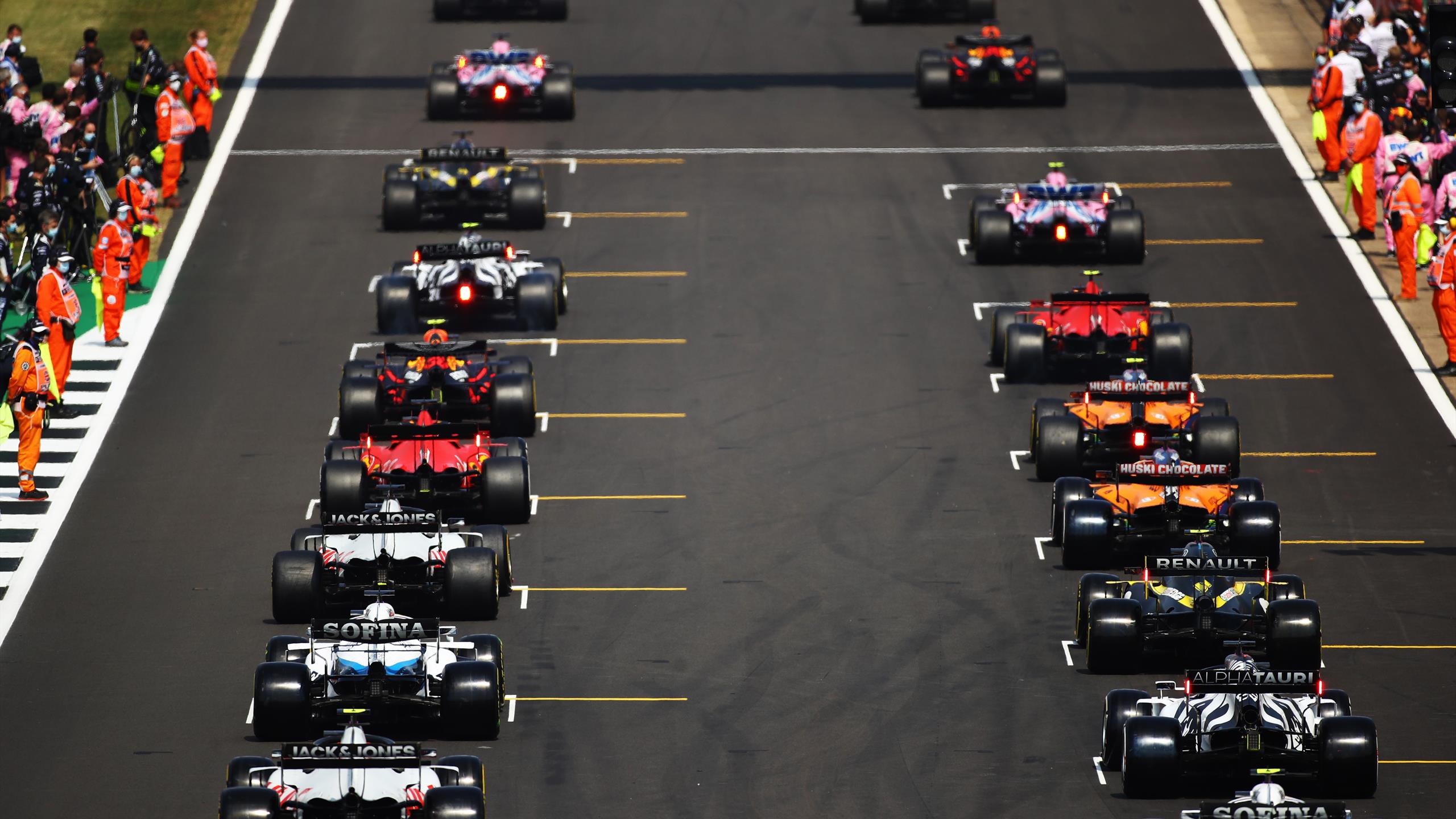 Silverstone: Formula 1 qualifying tests for the British Grand Prix - movement or boredom?