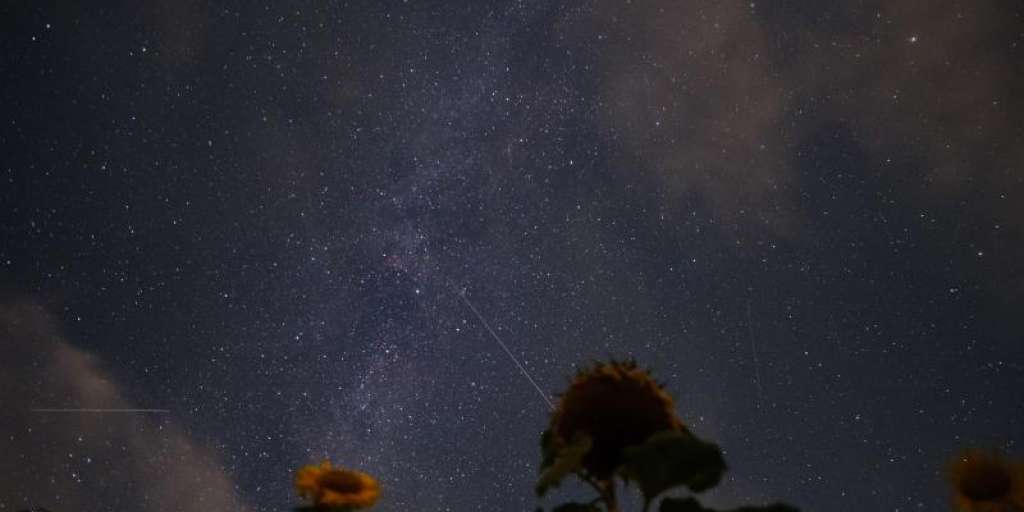 Fireworks of Cosmic Parts - Perseids are burning in the sky