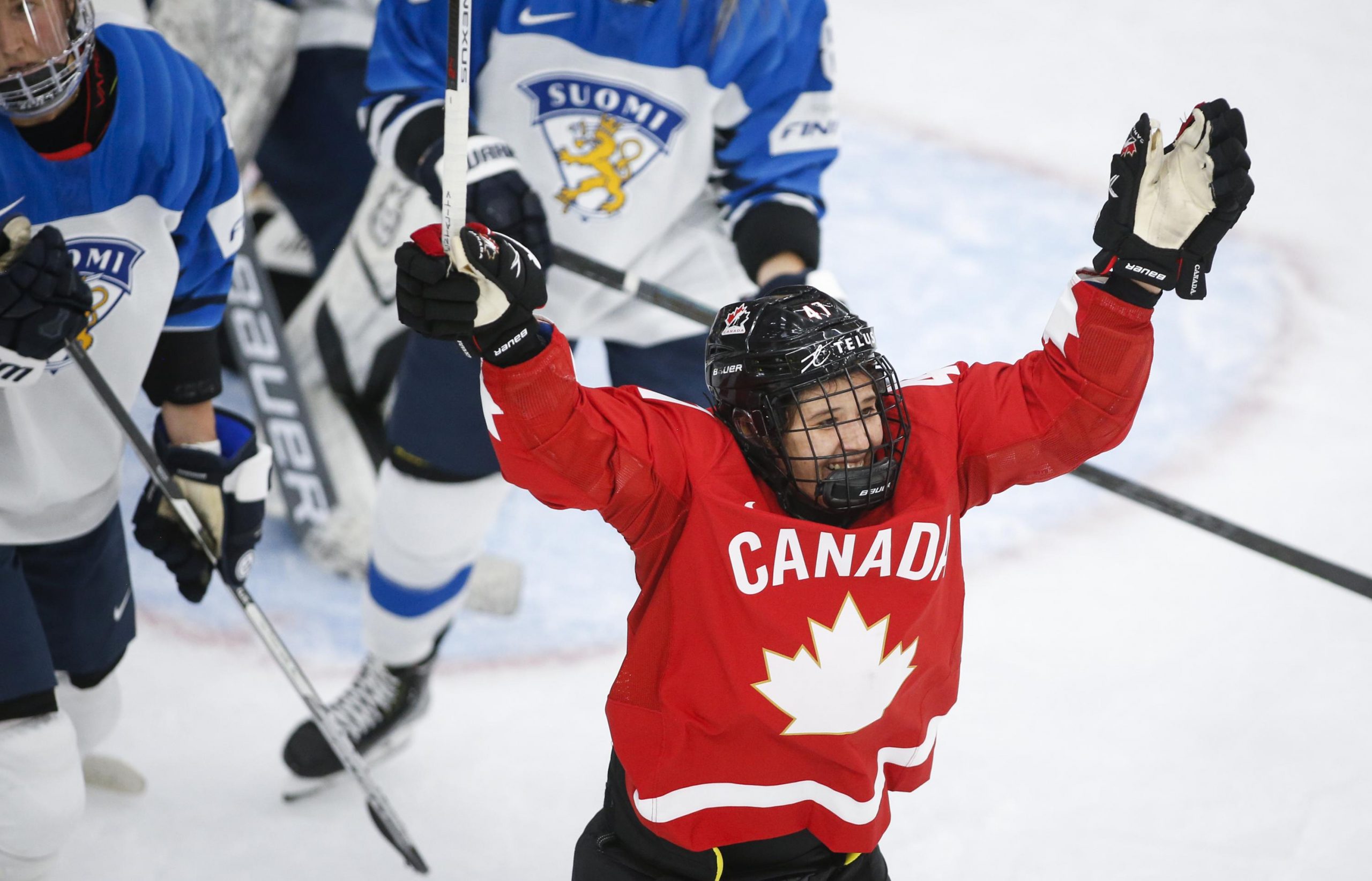 Canada beat Finland 5-3 in the opening match of the Women's World Hockey League