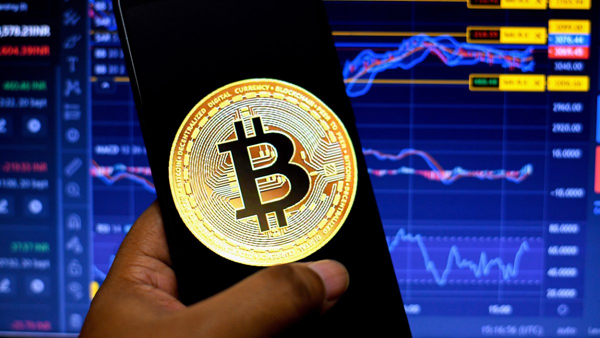 Bitcoin Crash: China Bans Cryptocurrency