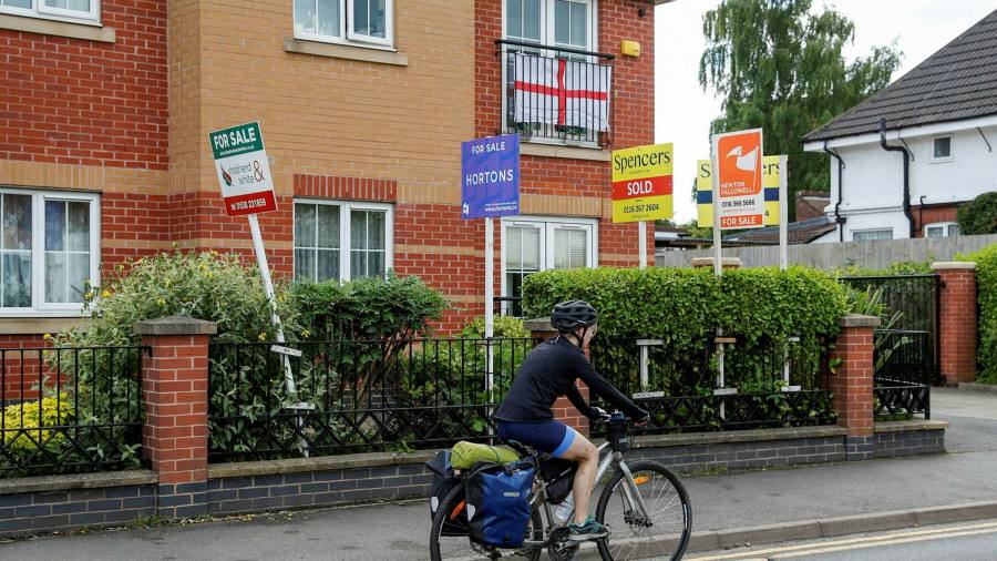 UK house prices rise twice for the fifth month in a row