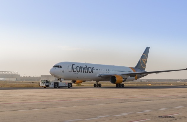 ▷ FOR INDIAN SUMMER TO CANADA: Condor starts her first trip to Toronto