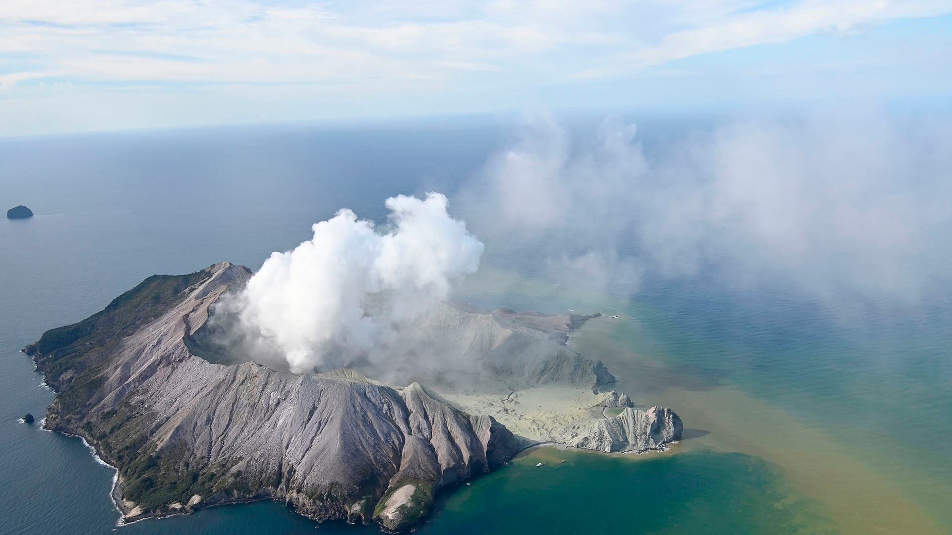 White Island: New Zealand volcano explorers on trial