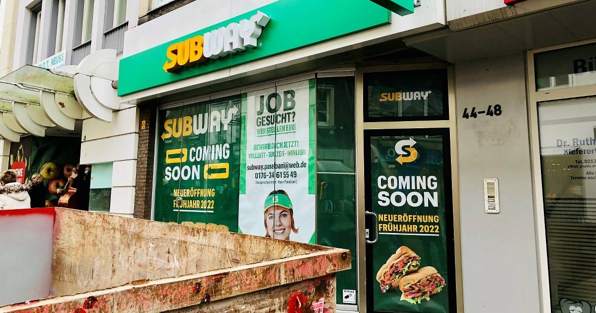 The subway comes to the city center
