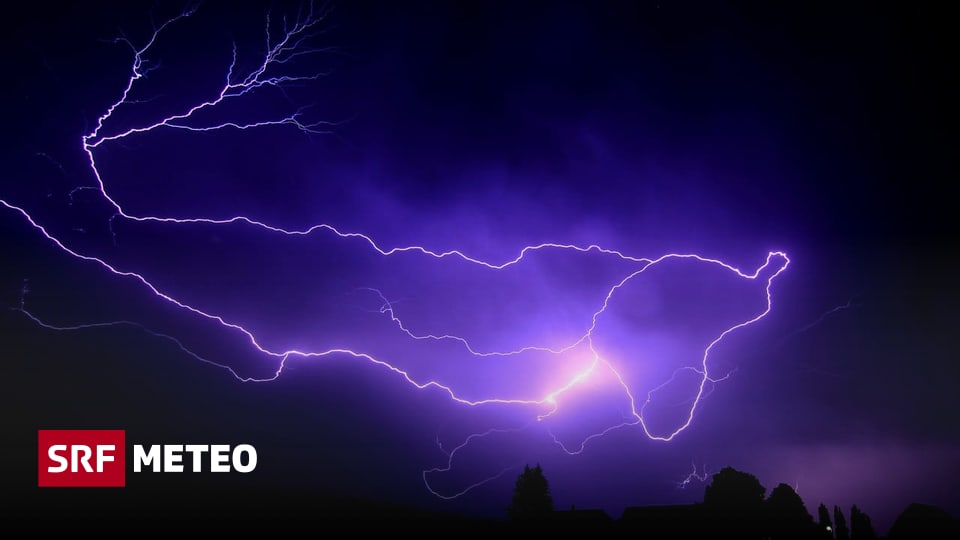 A new weather record - the longest lightning strike was 768 km long - Meteo