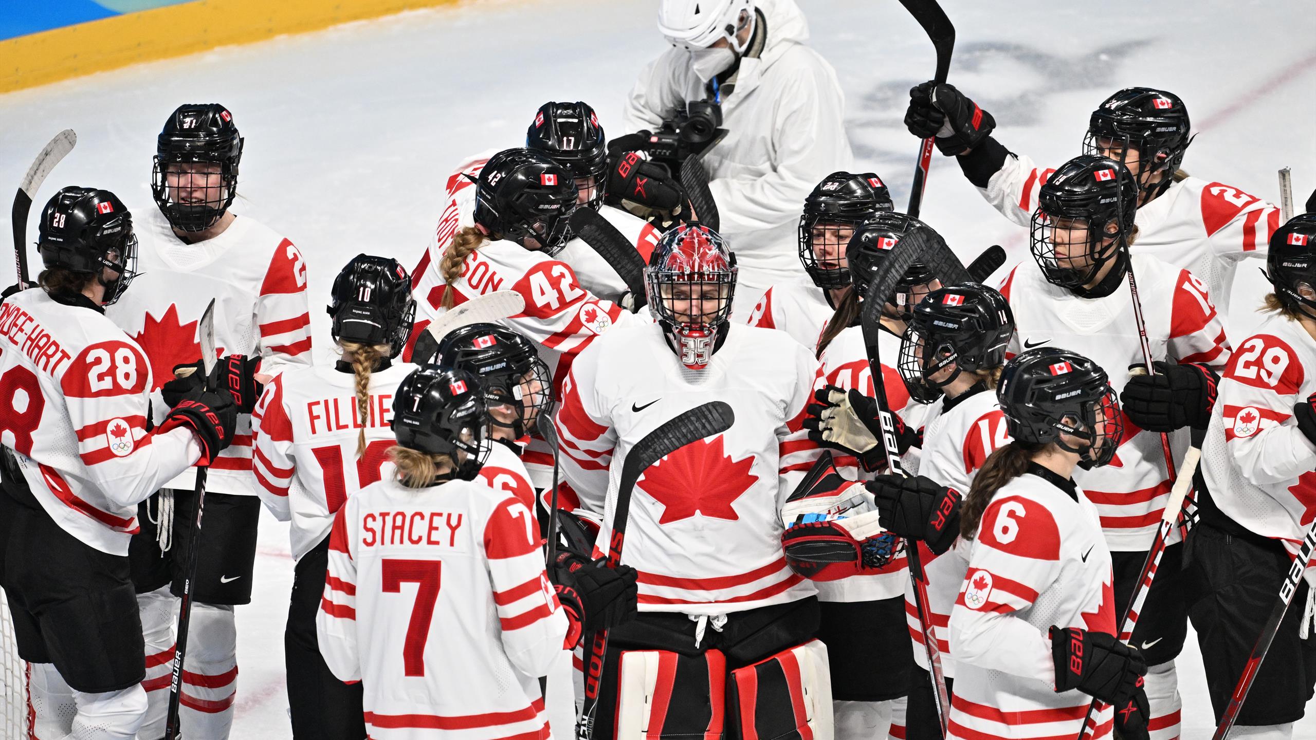 Sixth time: Ice hockey final with Canadian and American women