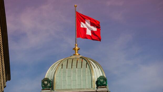 Switzerland accepts EU sanctions against Russia
