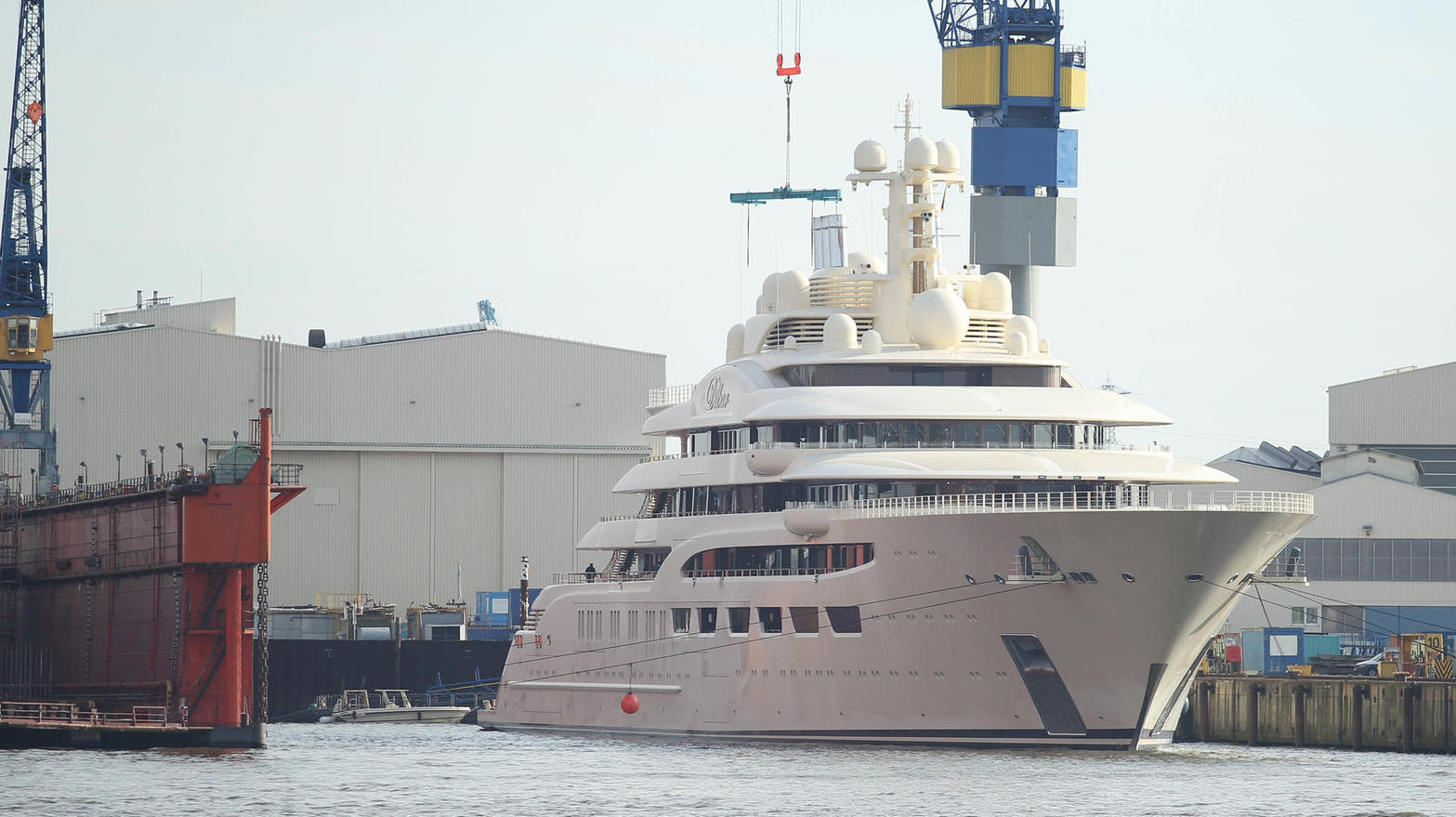 Oligarch yacht "Dilbar" officially confiscated: Usmanov's sister ship