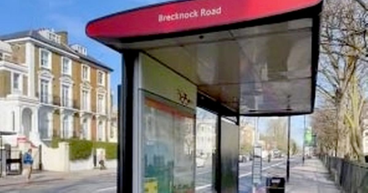 Americans living in the UK are confused as to why bus stops are in the 'wrong' direction
