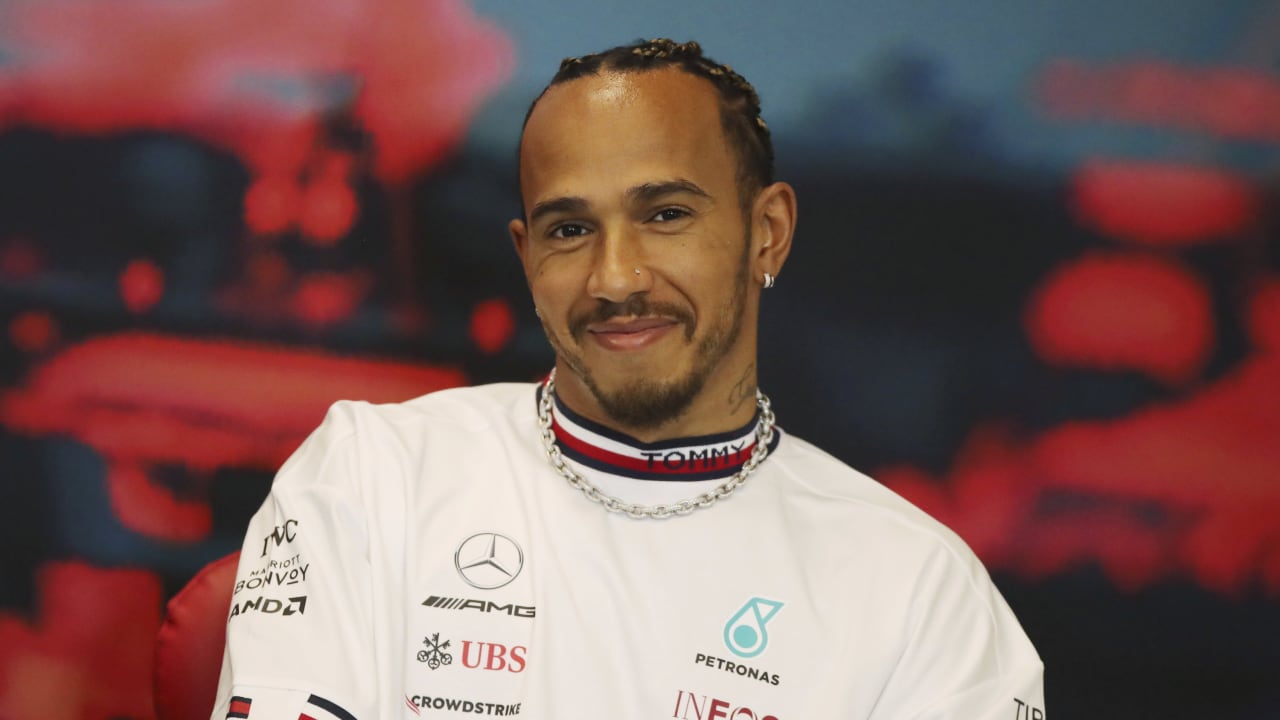 Formula 1: Bottas gives Hamilton his Naked Hall - Formula 1