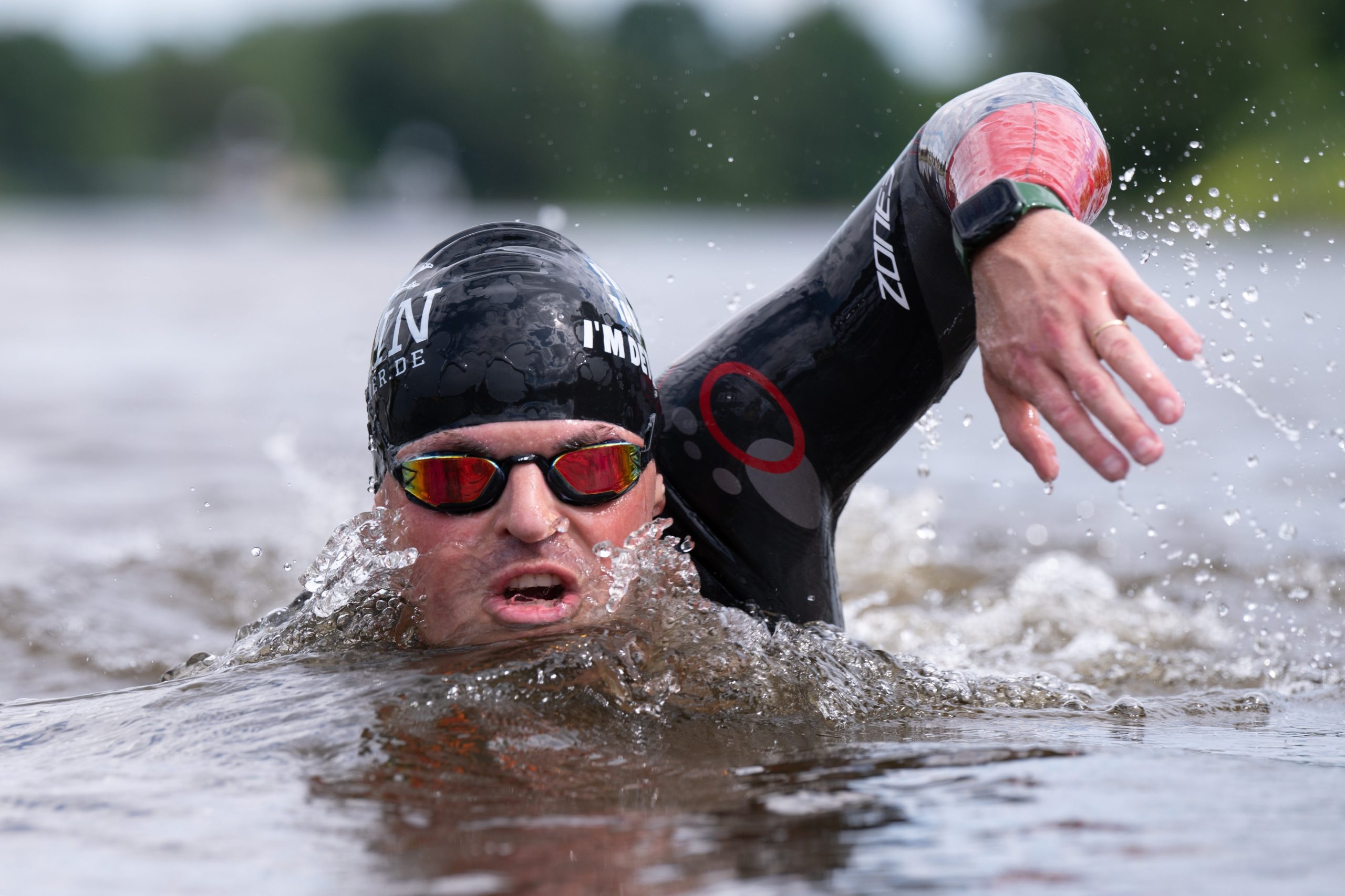 Watersports and Science - Chemnitz native Josef Hess wants to swim the entire Rhine in just 25 days