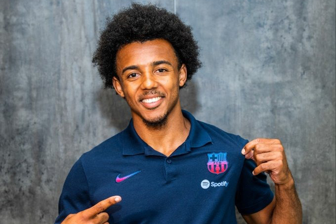 Barcelona sign Jules Conde from Seville