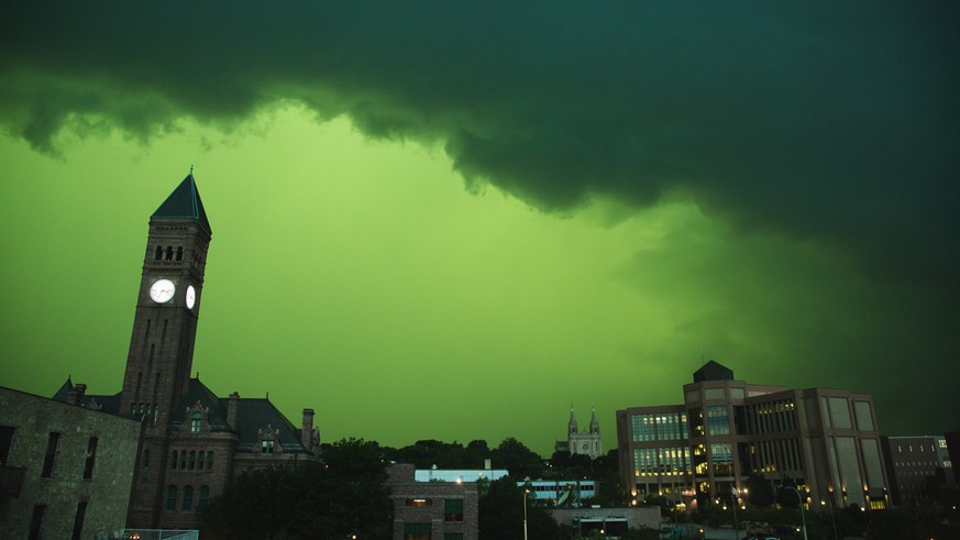 Green Sky Sioux Falls - You've Never Seen Pictures Like This Before