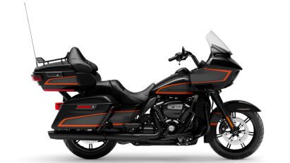 Harley-Davidson Road Glide Limited with Apex Custom livery