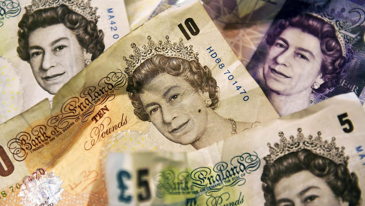An unexpected renaissance: Britons increasingly rely on cash 