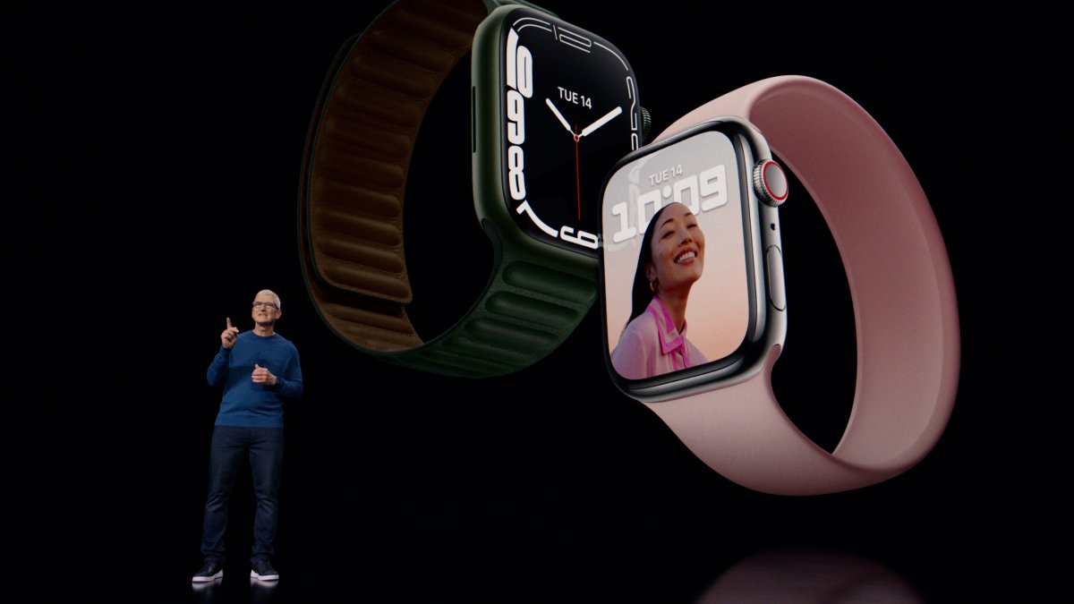 It looks like Apple has started selling the Apple Watch Series 7 version