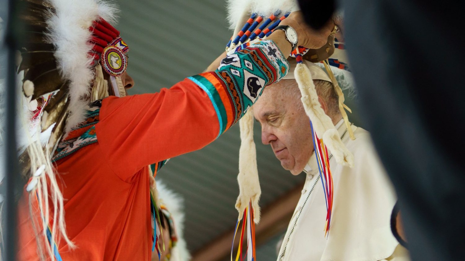 Pope pays tribute to indigenous people: "The spirit of community is very real"