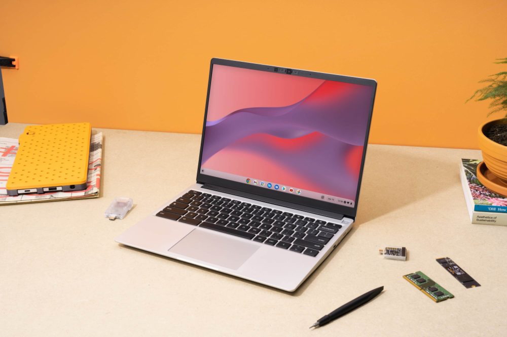 Framework laptop starts as a cheaper Chromebook version with many repair features