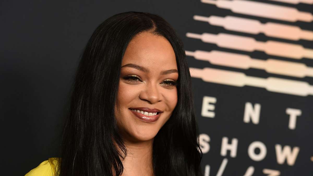 Singer: Big stage for Rihanna in the Super Bowl - Culture